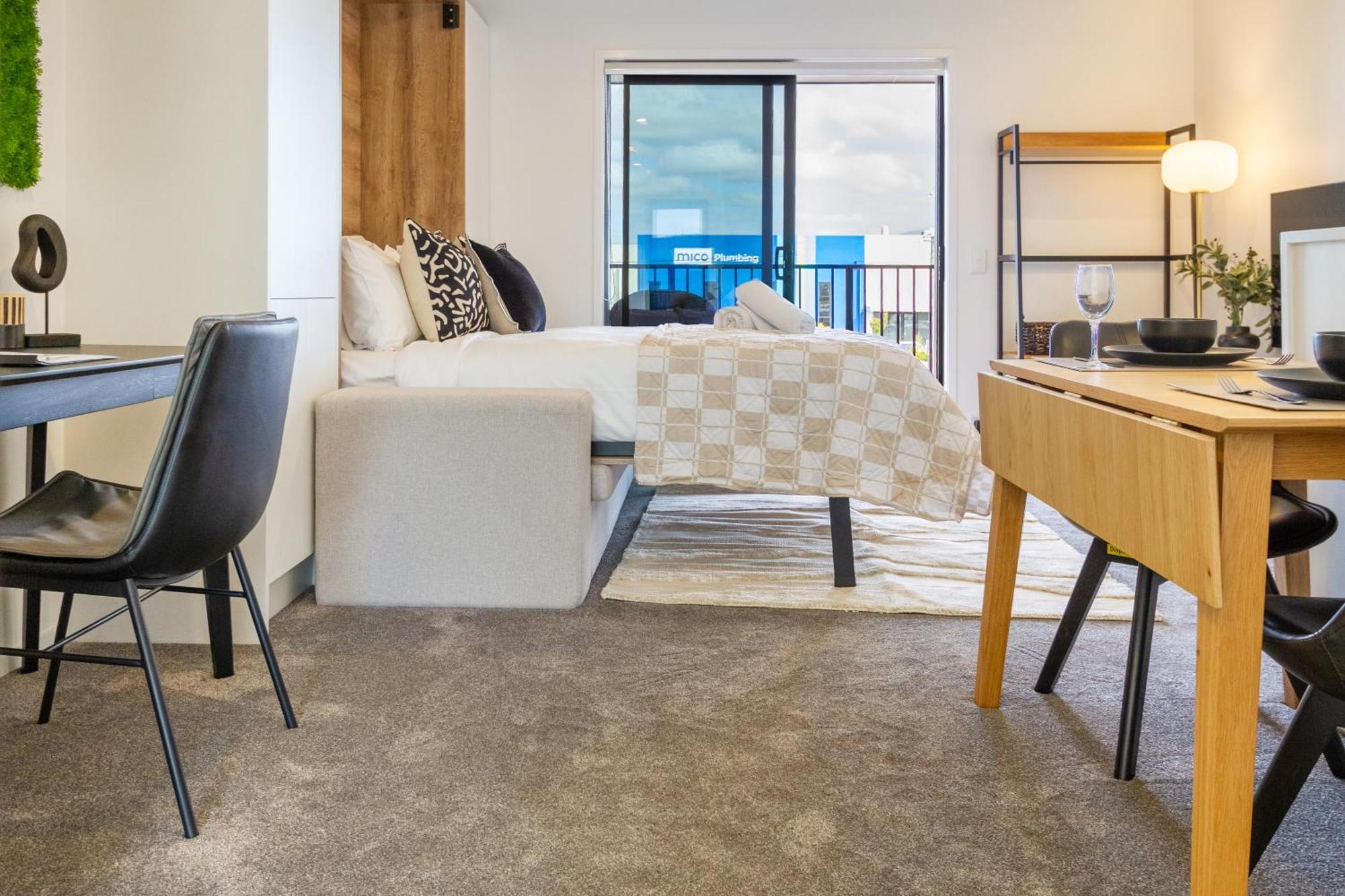 Prime Locale: Studio With Balcony Christchurch Dış mekan fotoğraf